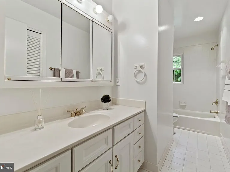 14908 Claude Ln — Photo 19