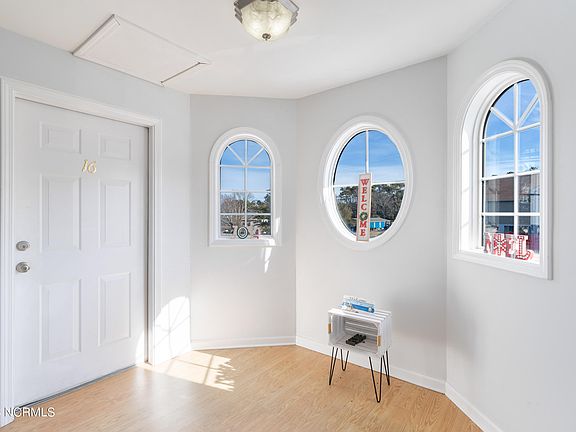 4th image of 414 Mcglamery Street #16
