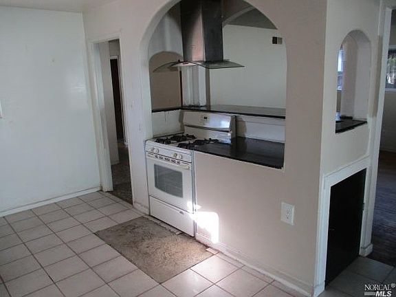 2nd image of 1338 McMinn Ave