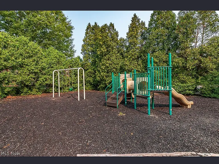 9956 Old Johnnycake Ridge Rd #N3 — Photo 16