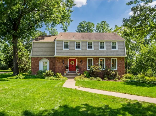 217 Trotwood West Dr, Pittsburgh, PA 15241