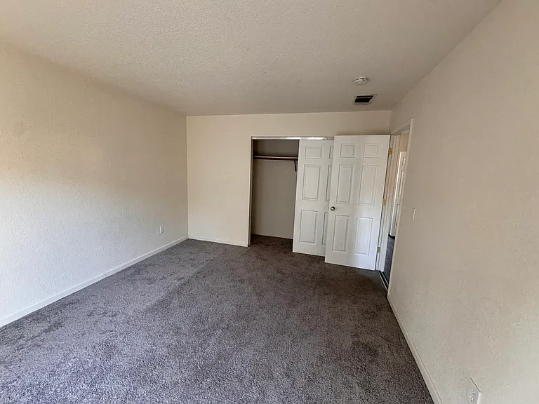 203 Lualan Ln #D — Photo 4