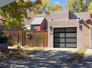 5443 6th St NW, Albuquerque, NM 87107