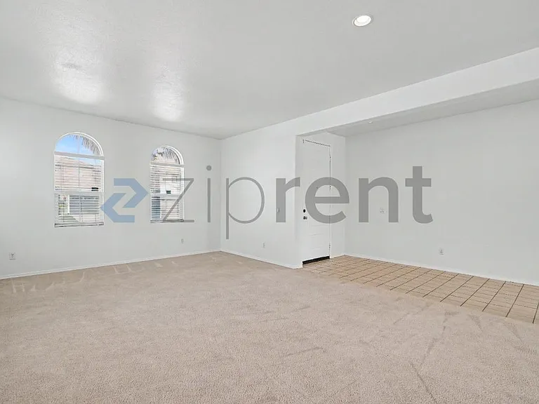1854 Bankstown Way — Photo 4