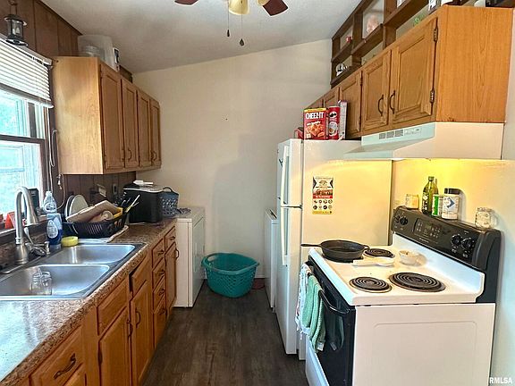 4th image of 1034 Cedar Creek Rd