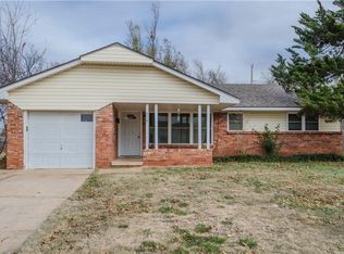 6124 N Redmond Ct, Warr Acres, OK 73122