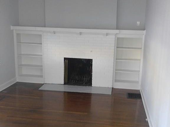 3rd image of 905 N Dequincy St