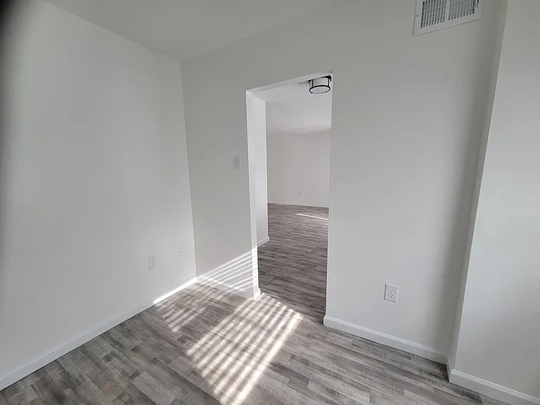 307 Meadowview Ln #307 — Photo 8