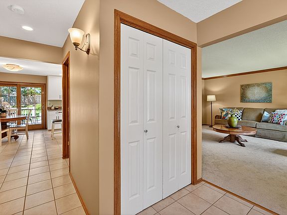 4th image of 4314 101st St