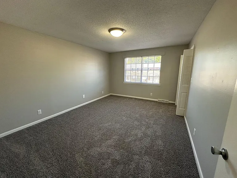 Arbordale Apartment Homes — Photo 13