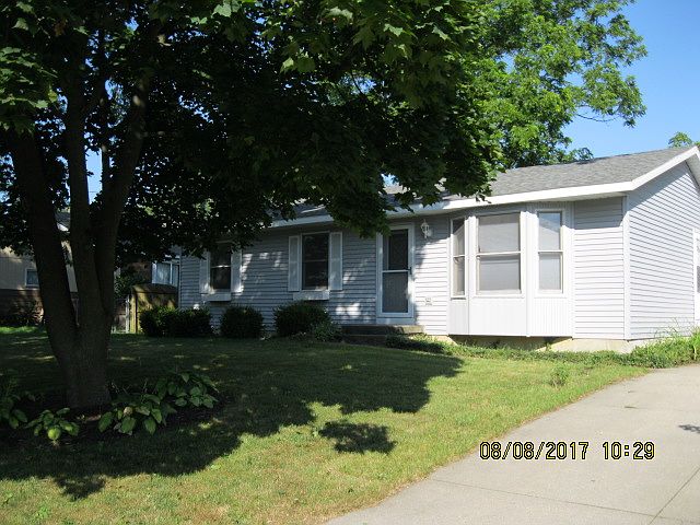 1st image of 1357 Stanwood Dr NW