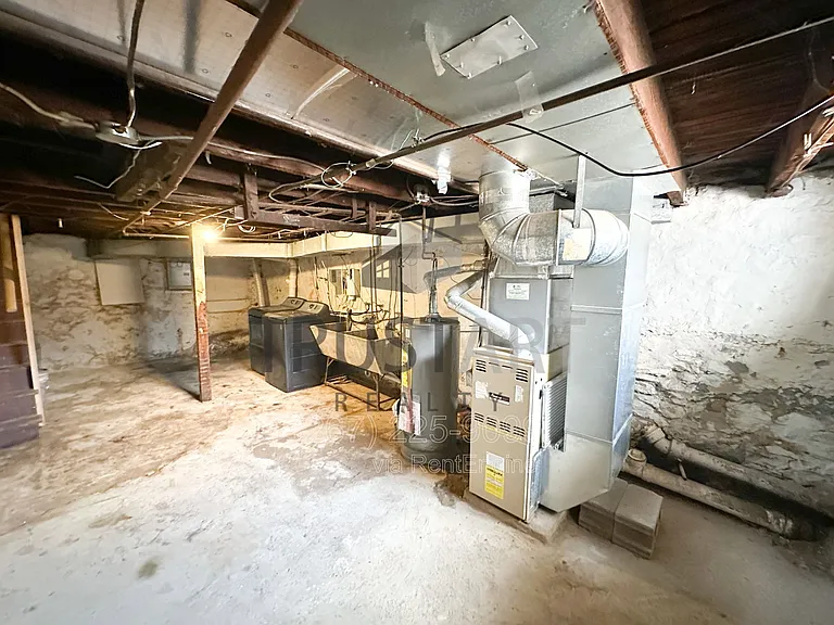 3885 Manor St #1 — Photo 16