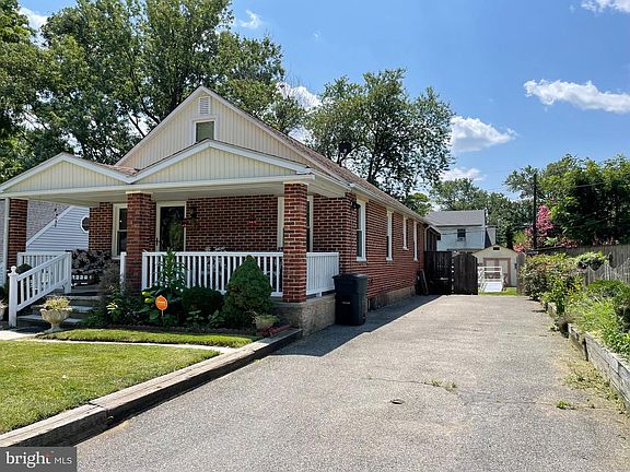 2nd image of 3019 Illinois Ave