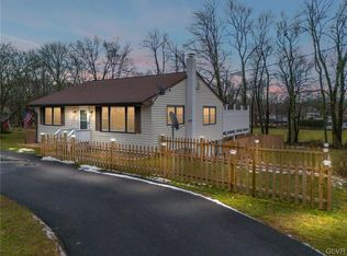 11 Forest Rd, Bangor, PA 18013