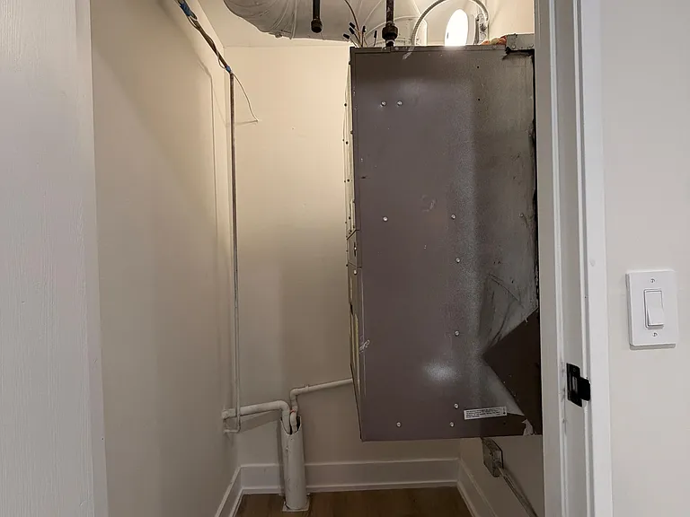10217 Dearlove Rd #101 — Photo 15