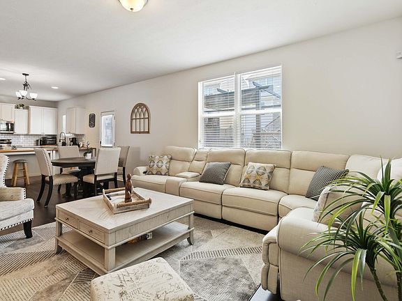 4th image of 5049 Tealwood Dr