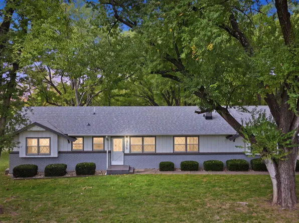5711 S Roanoke Avenue, Springfield, MO 65810