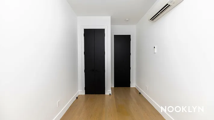 Rented by Nooklyn NYC LLC | media 44