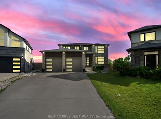 2217 Wateroak Dr, London, ON N6G 0R1