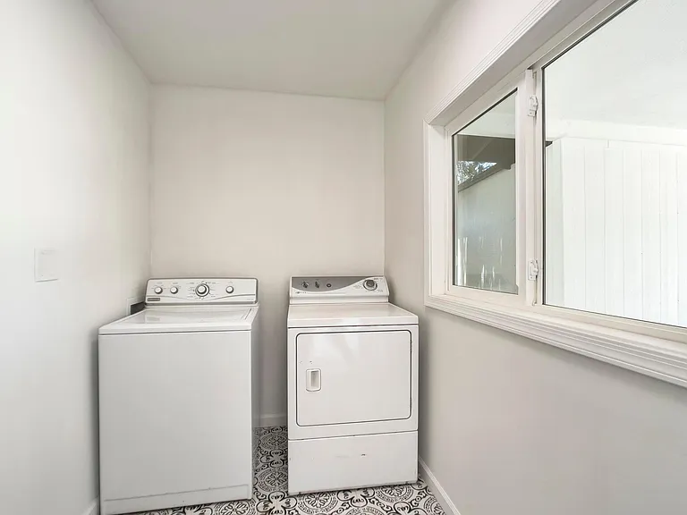 6901 E Edgemont Ave — Photo 27