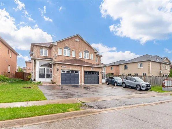 5611 Armando Ave, Mississauga, ON L5V 3A7