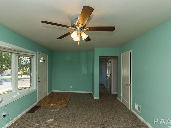 5th image of 721 E Lake Ave