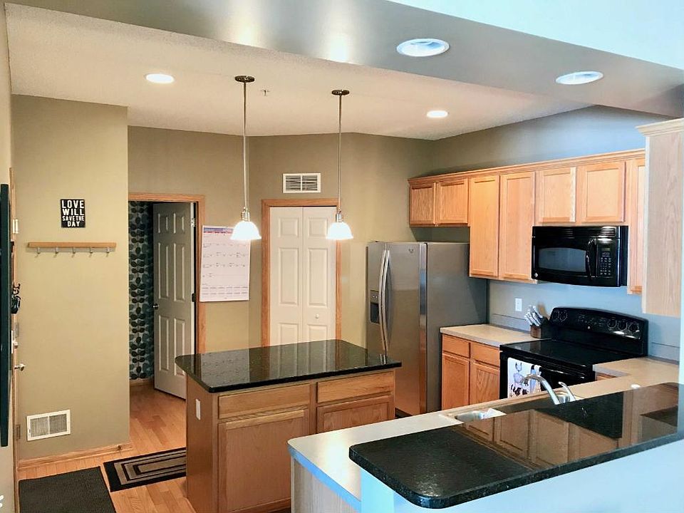 1st image of 4470 Rosemary Way N #5