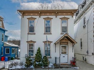 40 W Wyomissing Ave, Mohnton, PA 19540