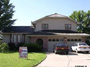 2625 S 167th Cir, Omaha, NE 68130