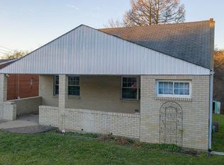 807 Garlow Blvd, Pittsburgh, PA 15239