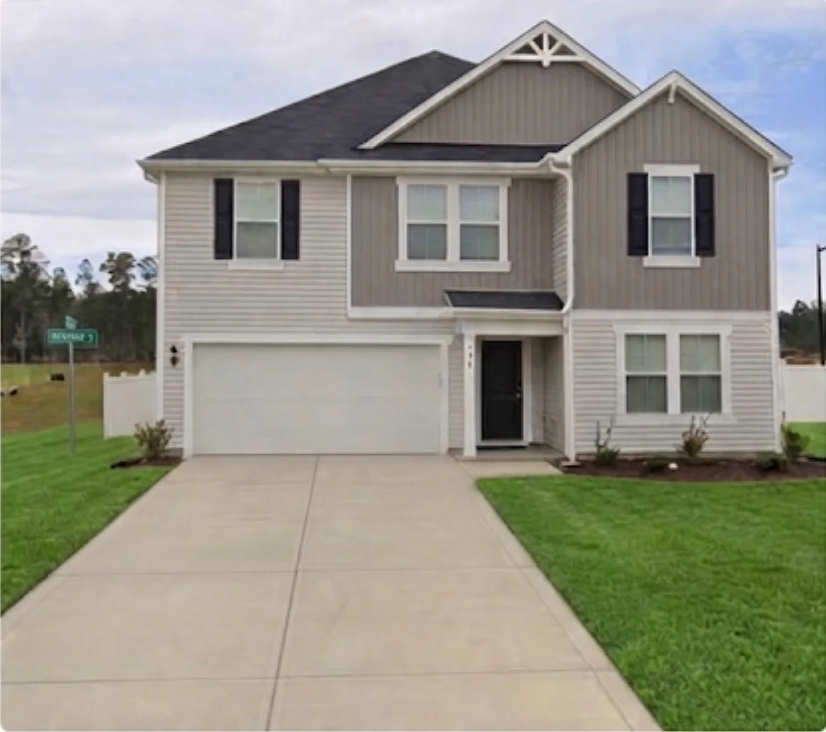 5 bed, 2295 sqft, $900 — Photo 3