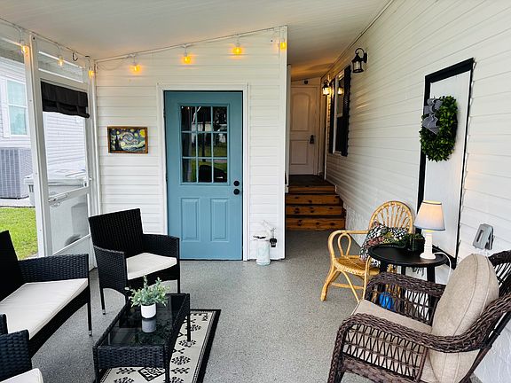 3rd image of 269 Longpointe Ct #269