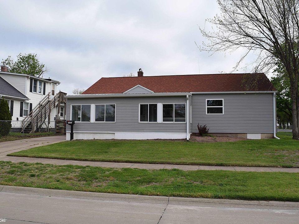 1st image of 2301 Avenue E