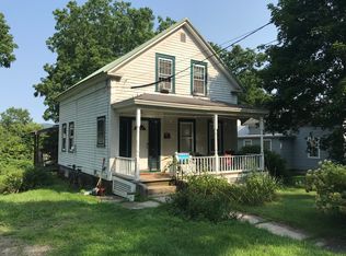 48 Railroad St, Amherst, MA 01002