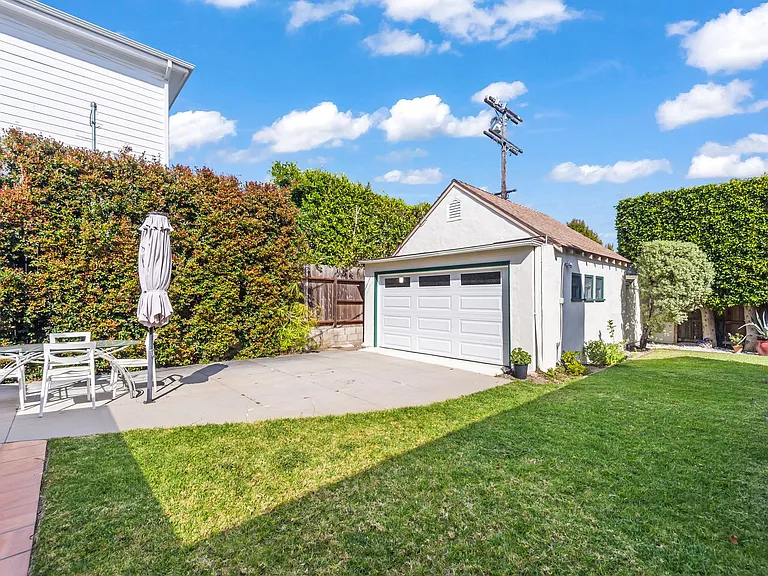 10342 Keswick Ave — Photo 27