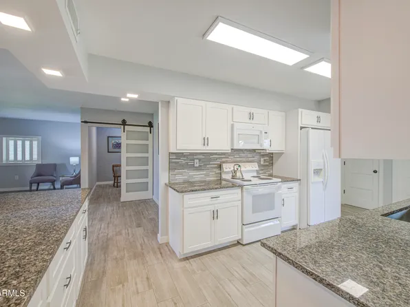 10410 W AUDREY Drive, Sun City, AZ 85351