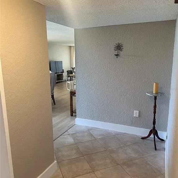 400 Island Way #206 — Photo 4