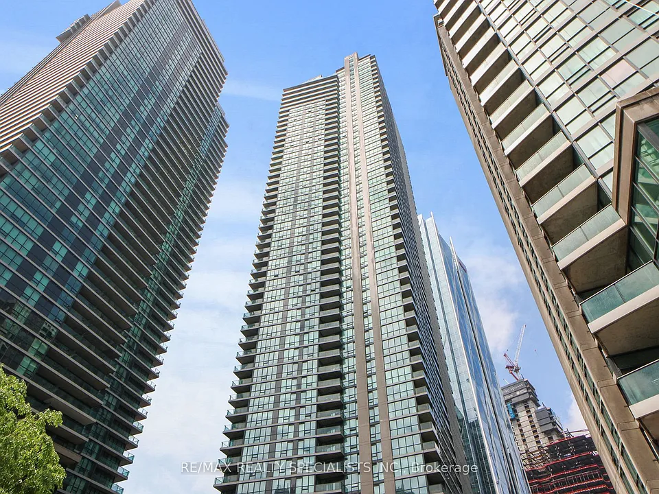 18 Harbour St #3004