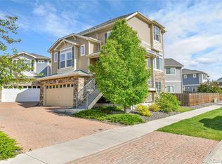 240 S Oak Hill Street, Aurora, CO 80018