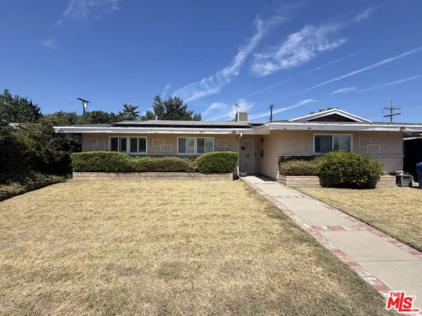 20111 Superior St, Chatsworth, CA 91311