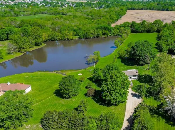 14074 McIntyre Rd, Leavenworth, KS 66048