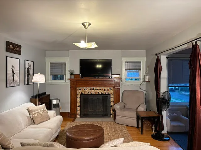 300 E Squantum St #2 — Photo 4