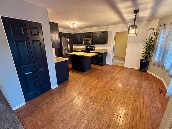 5th image of 2580 Westminster Ln