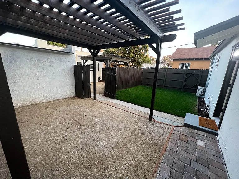 3572 Nile St — Photo 27