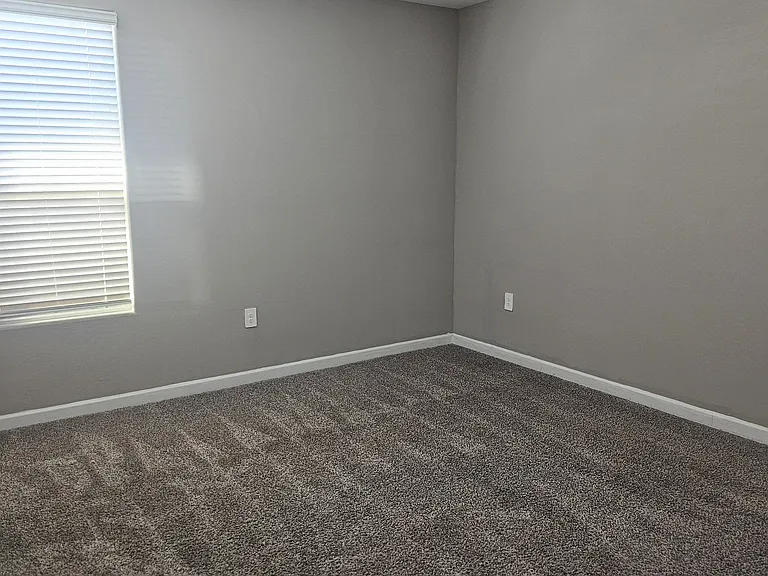 38192 W San Sisto Ave — Photo 15