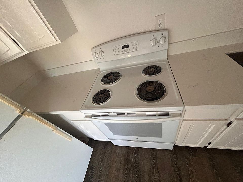 1st image of 518 Avenue Alhambra Unit 7