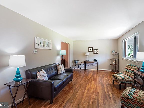 5th image of 8405 Thames St