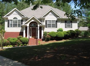 25 Cottage Trl, Carrollton, GA 30117