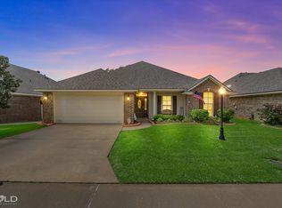 309 Oakland Pl, Bossier City, LA 71112