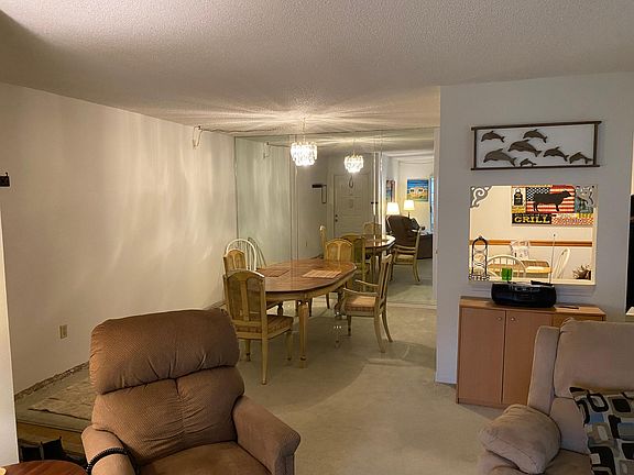 5th image of 12119 Sunny Glen Ln APT E1
